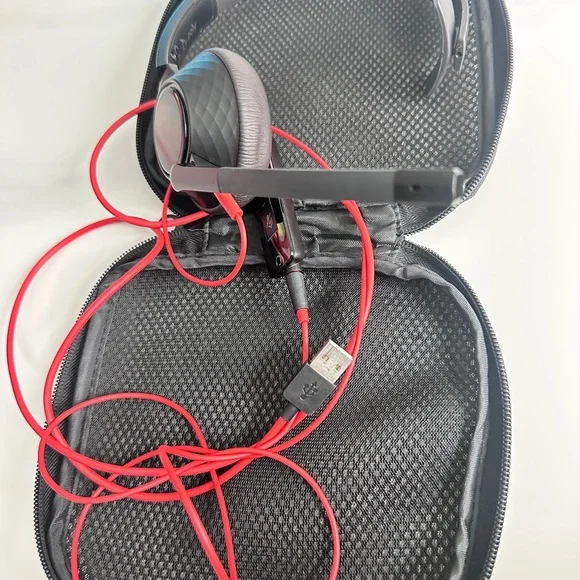 Poly one ear 5210 Headset with Case